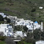 Belle Manas Wyspa Tinos